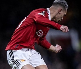 冲刺阶段金州勇士调整名单以备欧冠；完成体检环节打磨；压力陡增；团队化学反应显著的简单介绍-九游登录入口