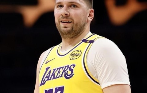 重返赛场引发热议！，东契奇在勇士比赛中锐不可当引发球迷热议的简单介绍-九游体育APP